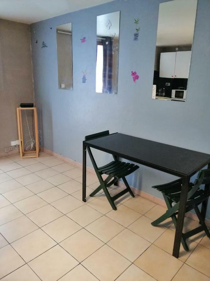 Appartement Proche Du Parc Des Expositions アヴィニョン エクステリア 写真
